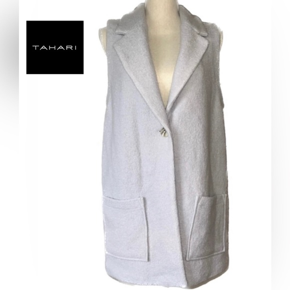 Tahari Jackets & Blazers - NWT Tahari Wool